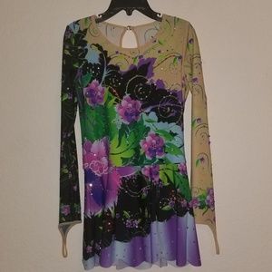 Rhythmic gymnastics or Ice skating leotard. Used. In good condition.